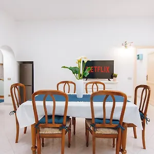 Casa Con Giardino A San Teodoro, Sea La Vie Casa vacanze