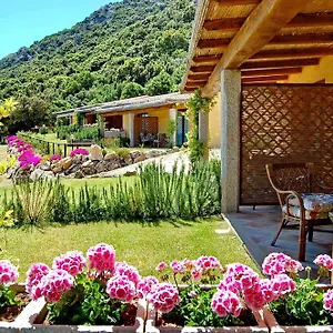 Couette-café Li Teggi Turismo Rurale, San Teodoro (Sardinia)